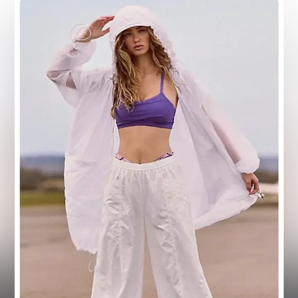 SOLD Free People Float On
Parachute Jacket M/L - Picture 3 of 4